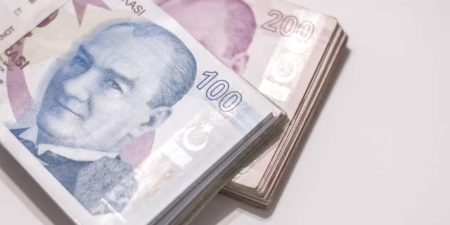 USDTRY Paritesinde Düşen Tepelerin Oluşturduğu Trend Çizgisi Kırıldı!