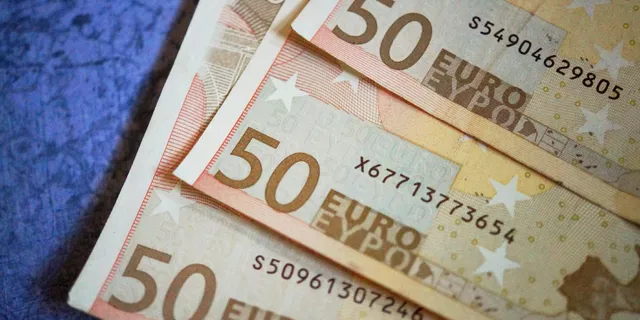 EURUSD'de Alıcılı Kama Formasyonu